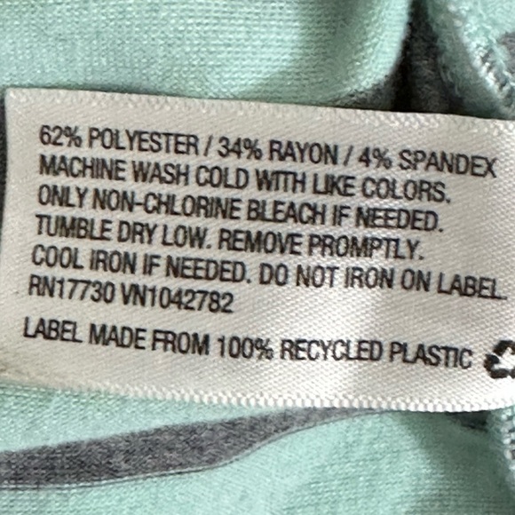Liz Lange Maternity sz med top knit gray and lite green stripe - Picture 12 of 13